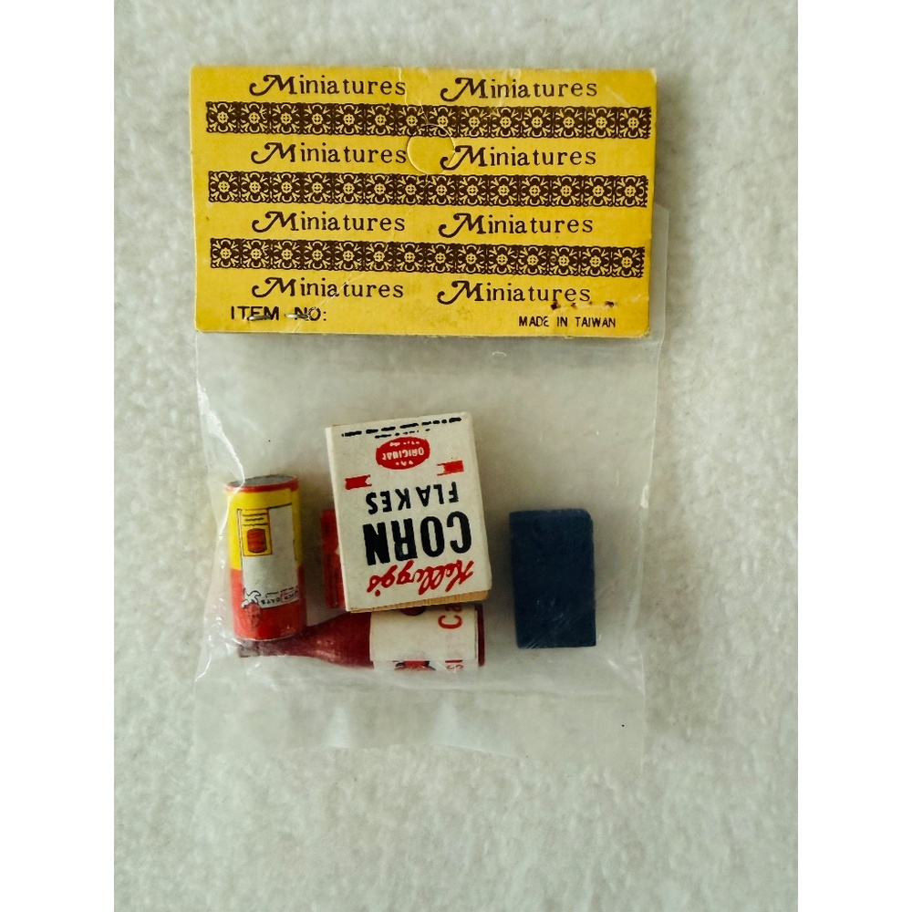 Concord  Vintage 1970's Dollhouse Miniatures Food Set, NIB